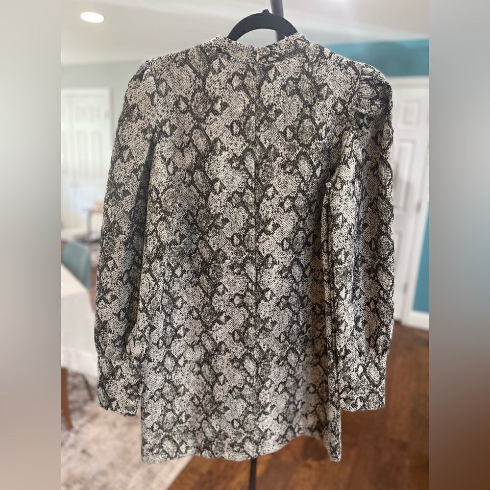 Andamane Printed Mini Dress w/ Tags
Size: S - Picture 6 of 6